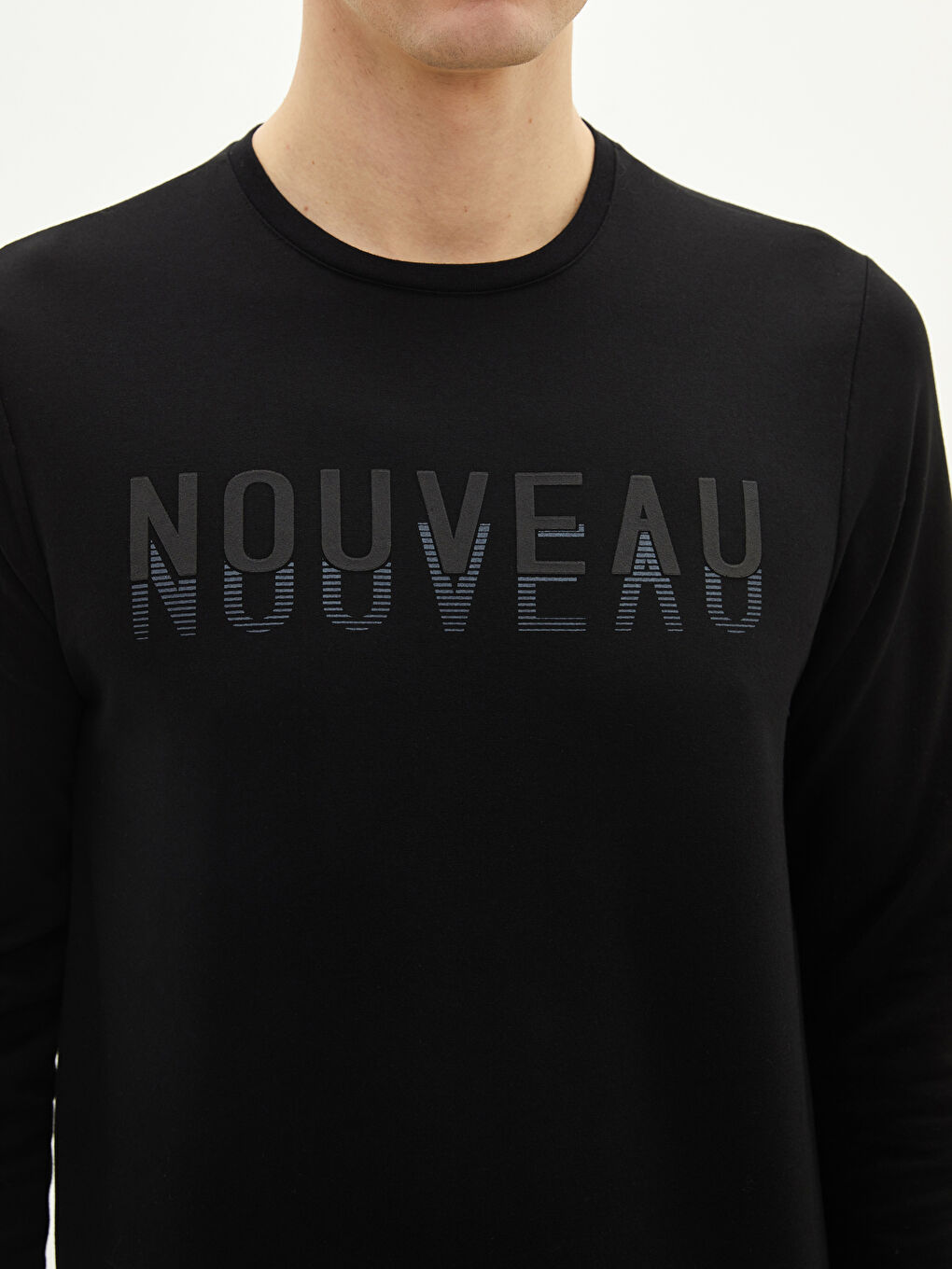 سويت شيرت كم طويل مطبوع بياقة دائرية للرجال-3