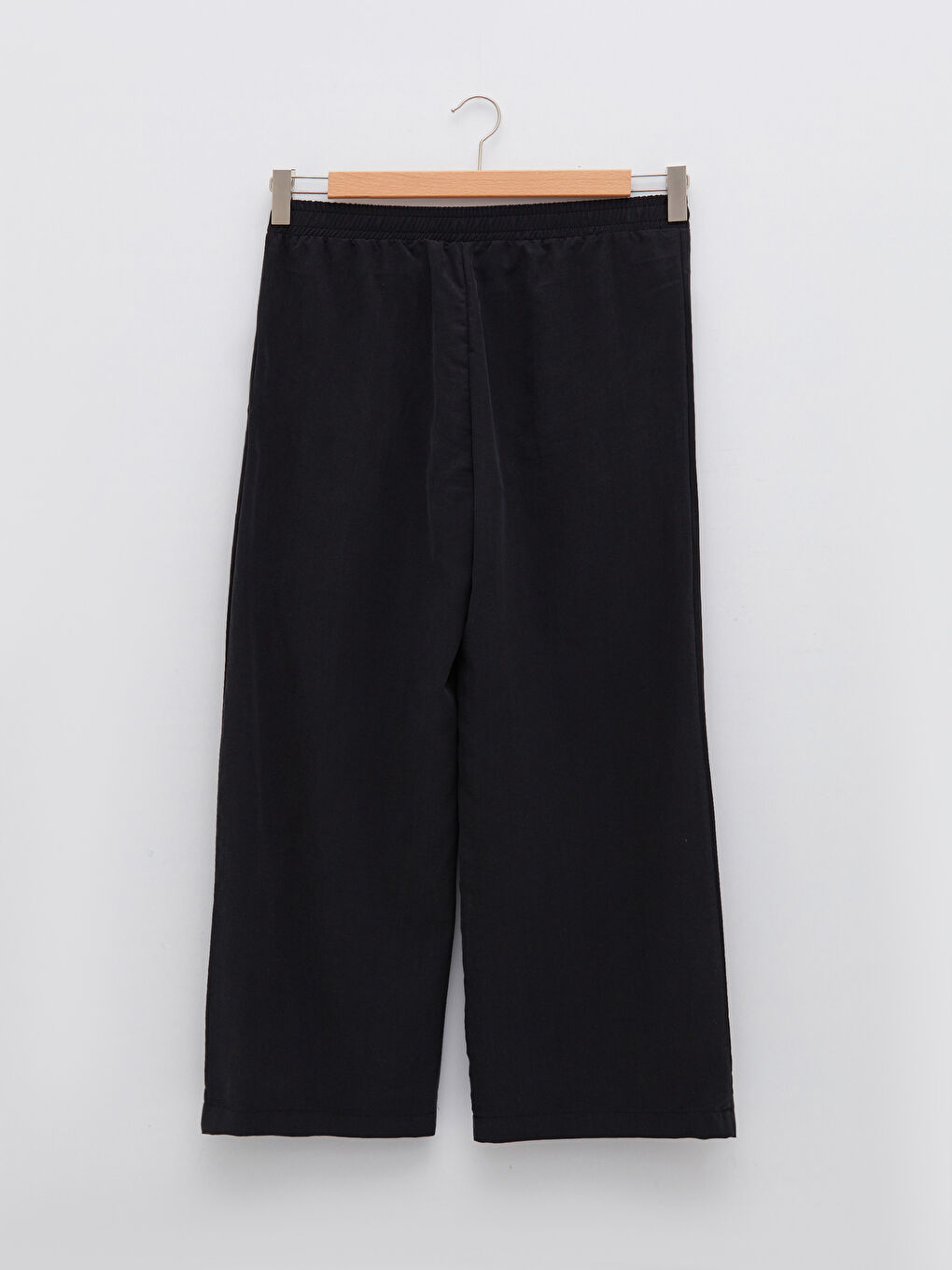 Hose mit elastischem Bund, geradem Bein und Taschen für die Schwangerschaft-7