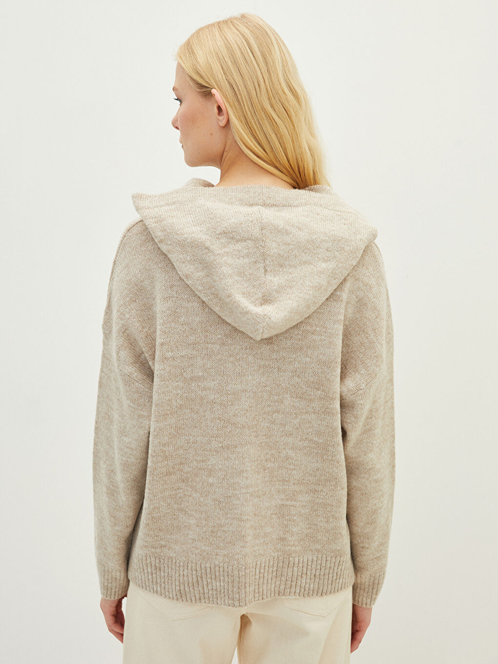 LCWAIKIKI Basic Cardigan für Damen mit Kapuze, langen Ärmeln und schlichtem Muster -W1JI56Z8-DCY