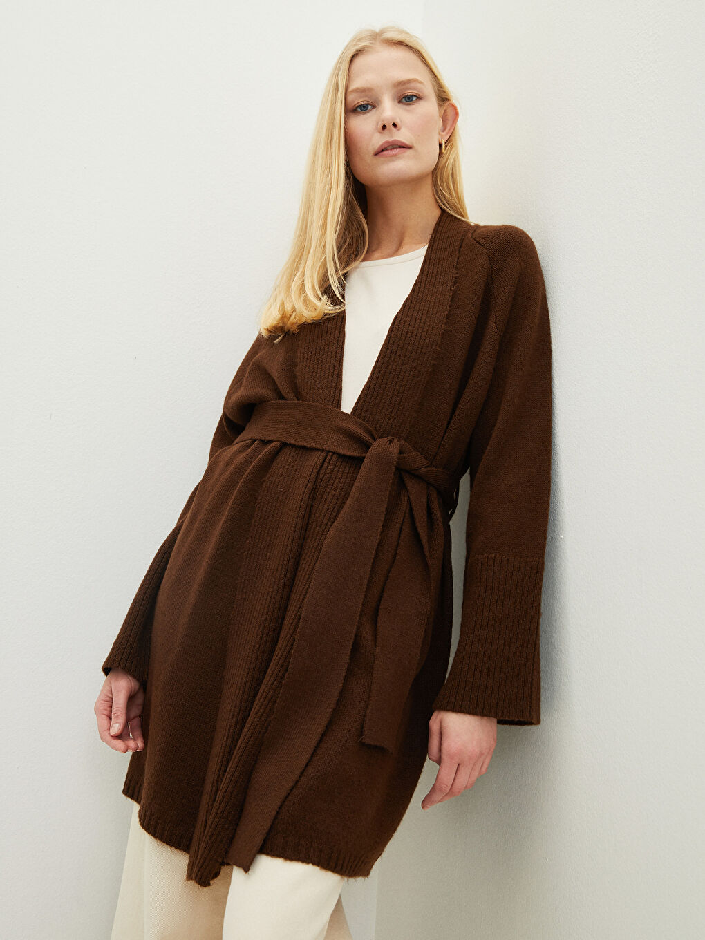 Double Breasted Collar Straight Long Sleeve Women's Knitwear Cardigan-1