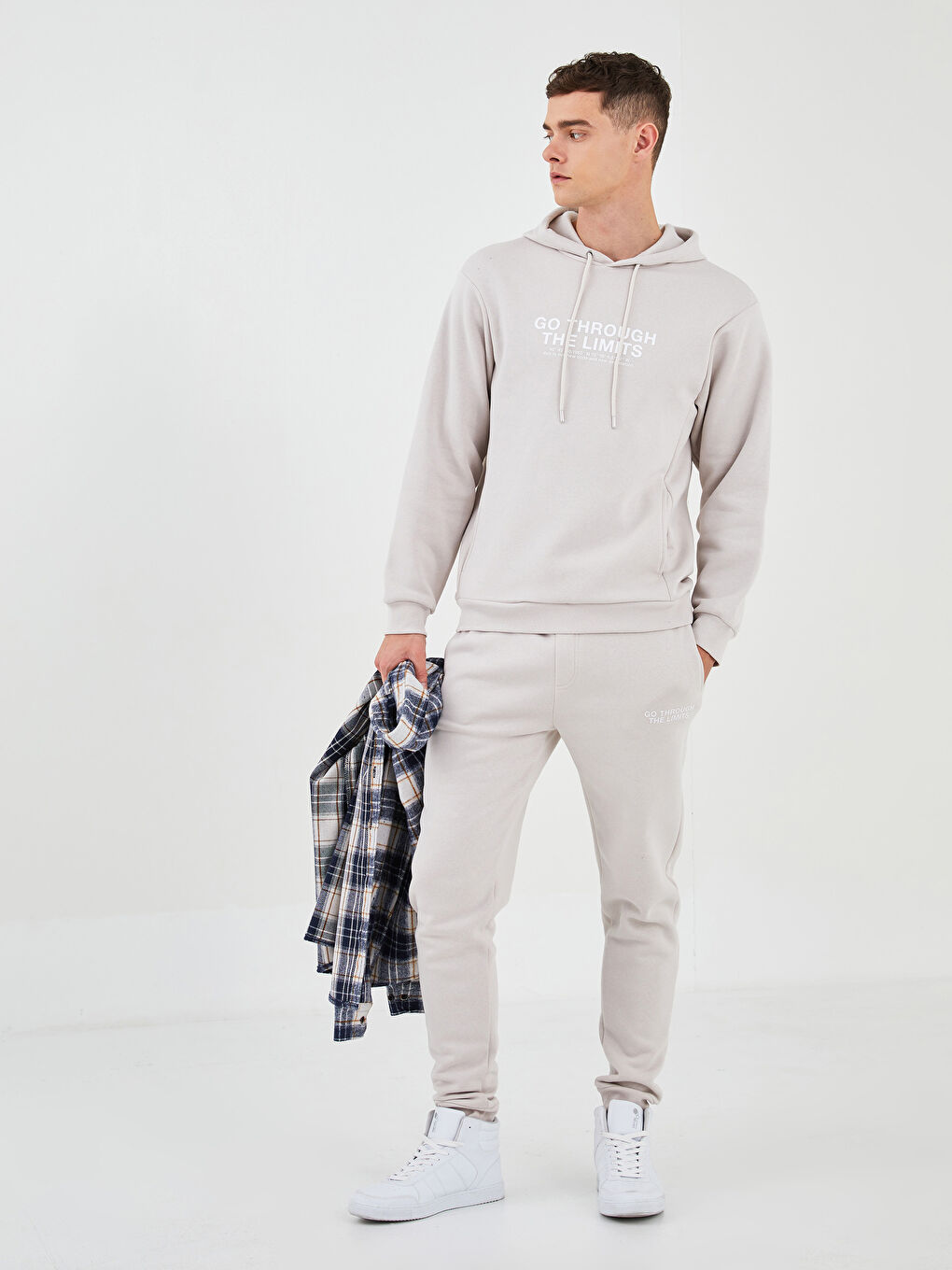 Bej Standart Kalıp Erkek Kalın Jogger Eşofman Altı