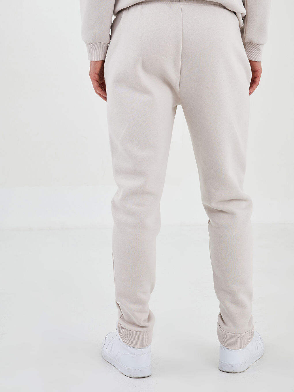 Bej Standart Kalıp Erkek Kalın Jogger Eşofman Altı-4