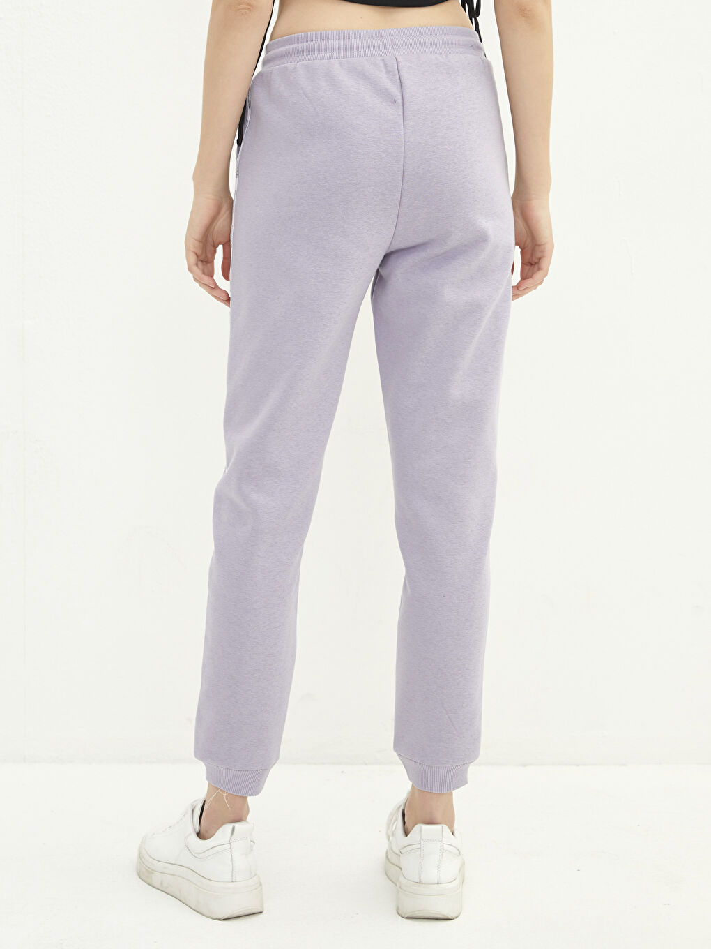 Lila Beli Lastikli Yazı Baskılı Kadın Jogger Eşofman Altı-5