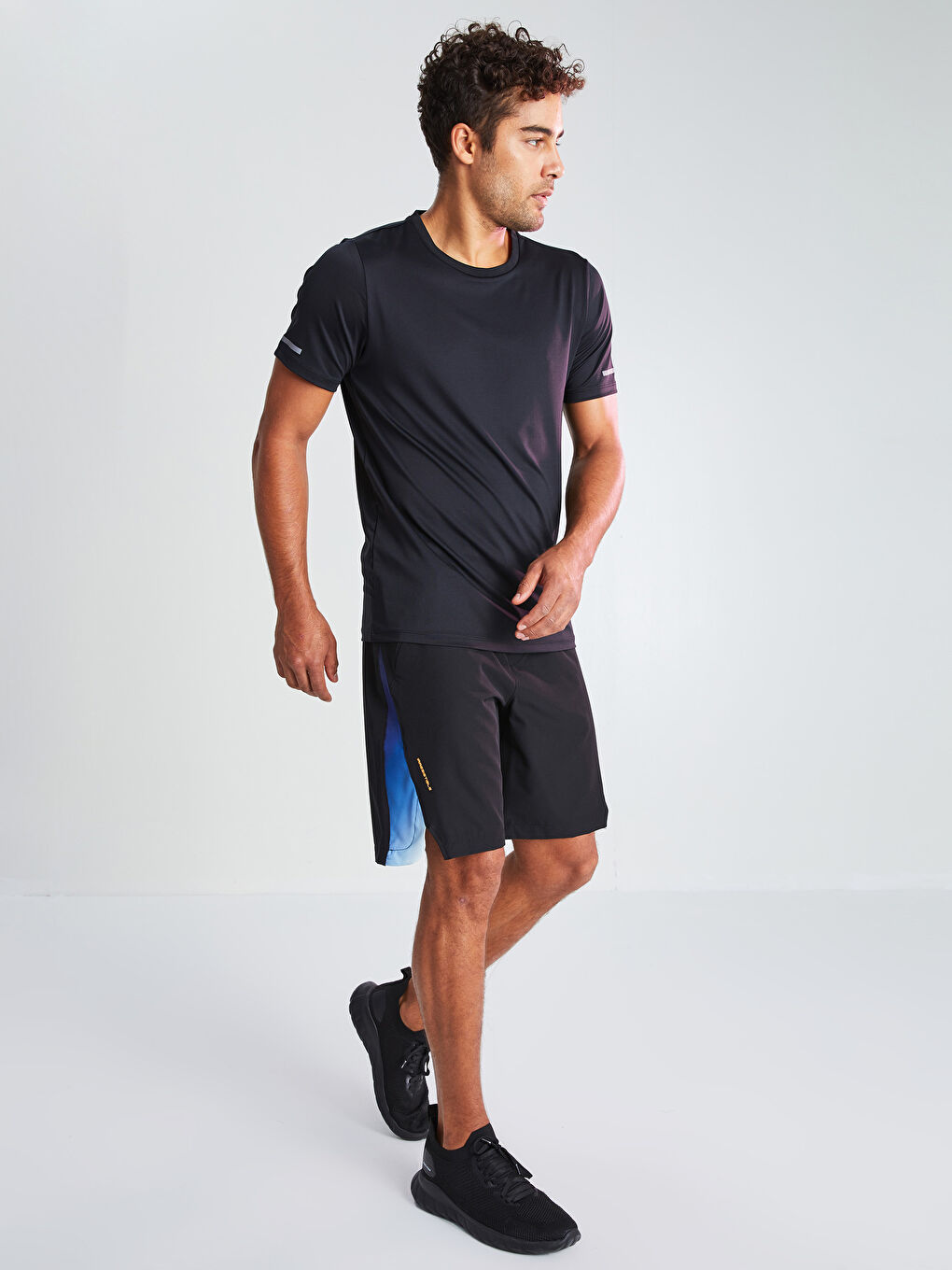 Футболка для спорта с круглым вырезом и коротким рукавом для мужчин-4