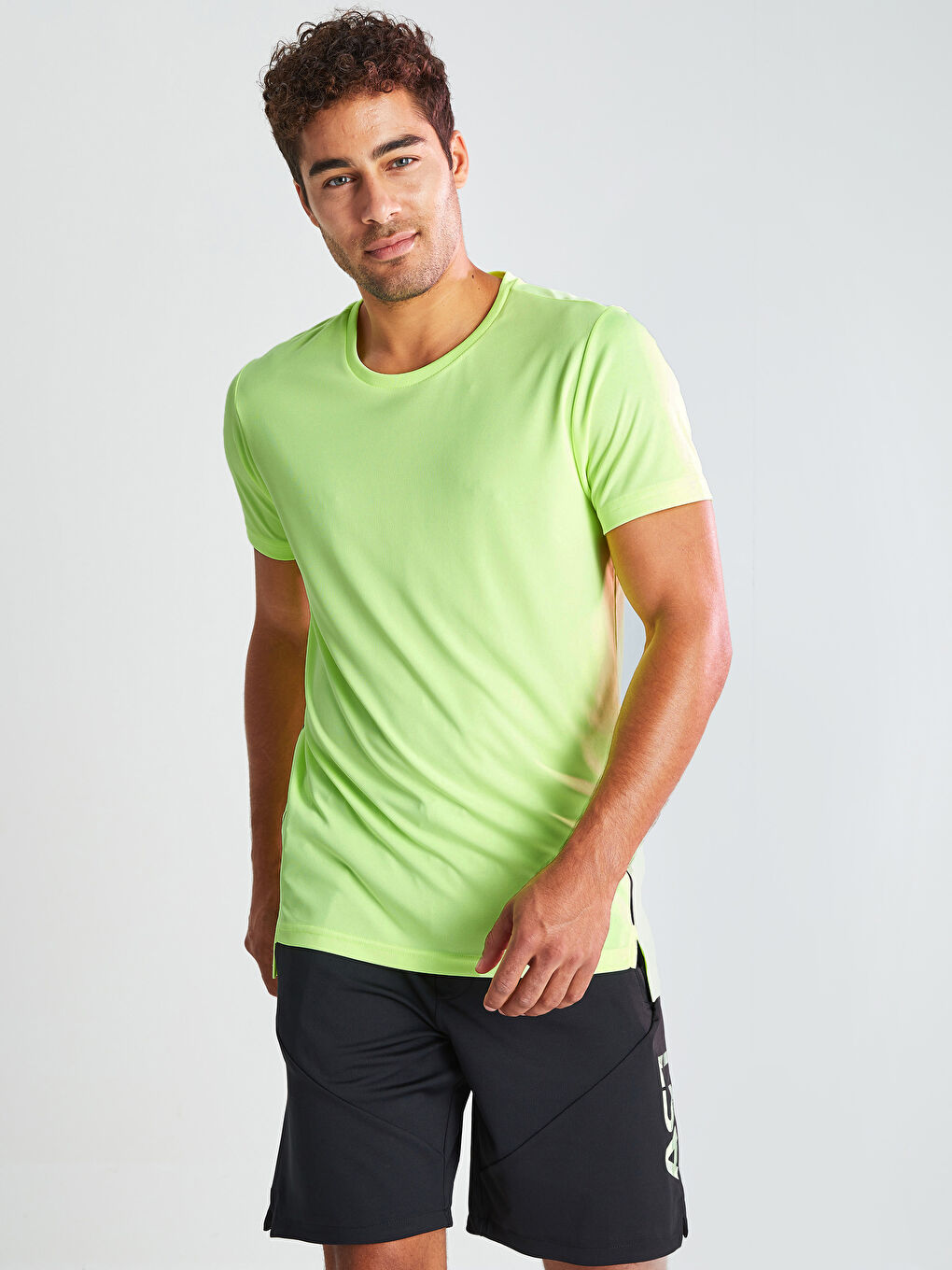 Sarı Bisiklet Yaka Kısa Kollu Erkek Spor Tişört-1