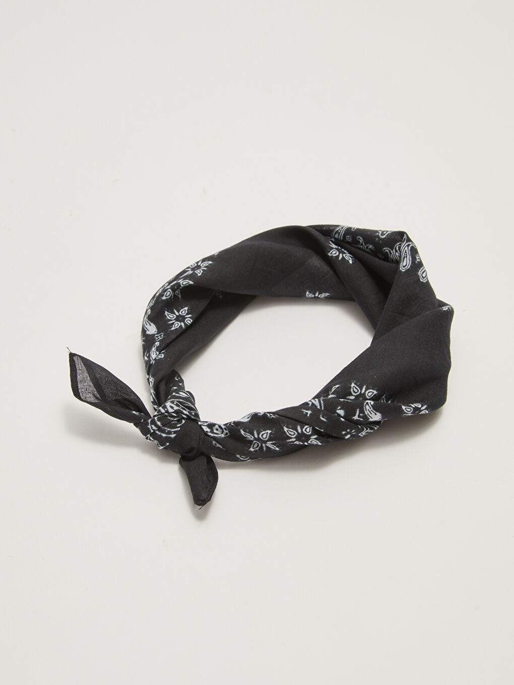 LCW ACCESSORIES Siyah Pamuklu Desenli Kadın Bandana - 3