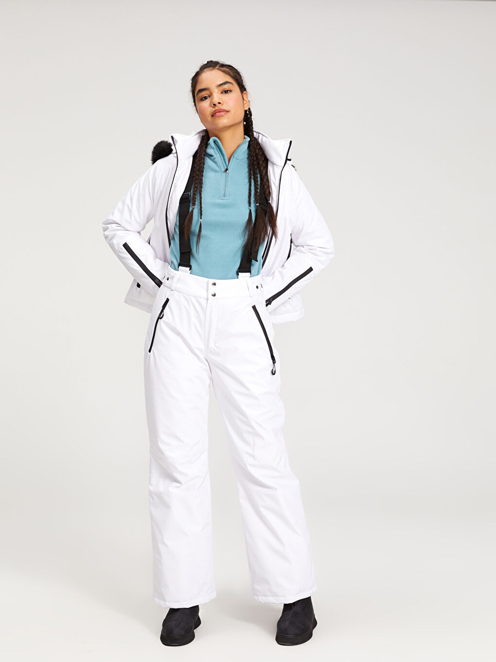 LCW OUTDOOR Pantalone za skijanje za žene standardnog kroja sa ravnim džepovima i detaljima -W1JK94Z8-RVK