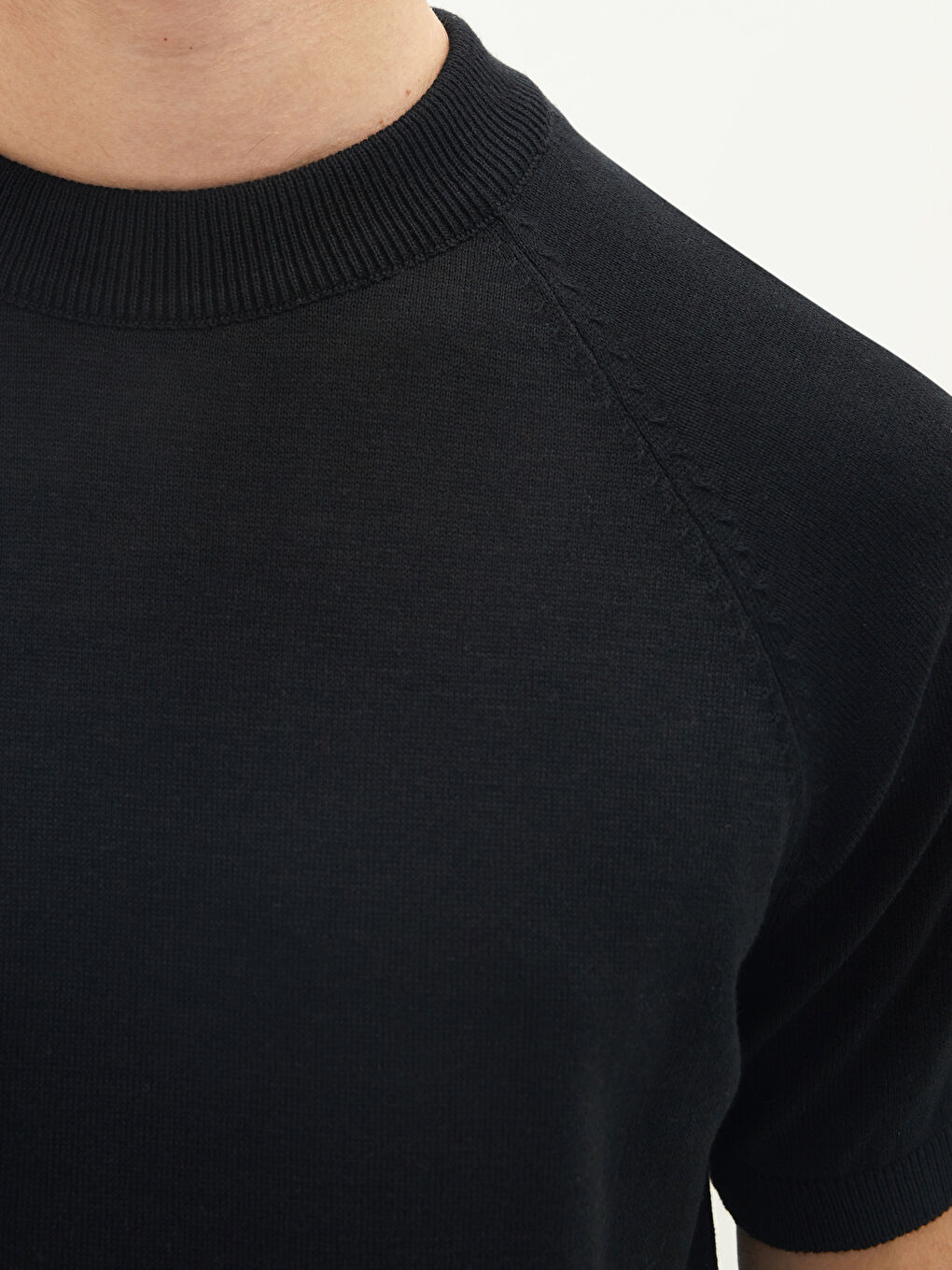 Half Turtleneck Short Sleeve Men's Knitwear Sweater-3