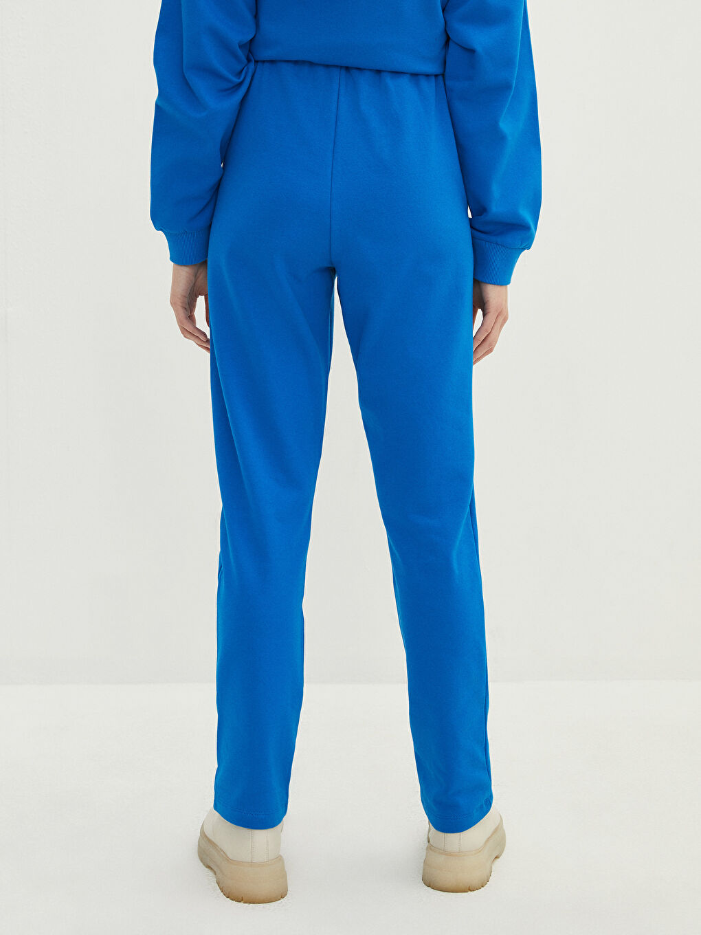 Mavi Beli Lastikli Düz Cep Detaylı Kadın Eşofman Altı-3