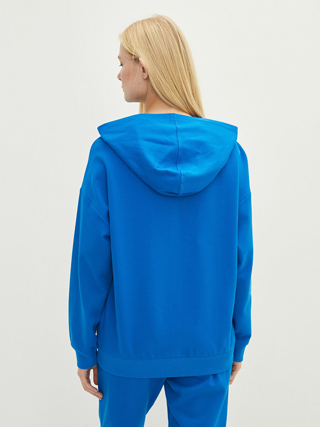 Mavi Kapüşonlu Düz Uzun Kollu Kadın Sweatshirt-4
