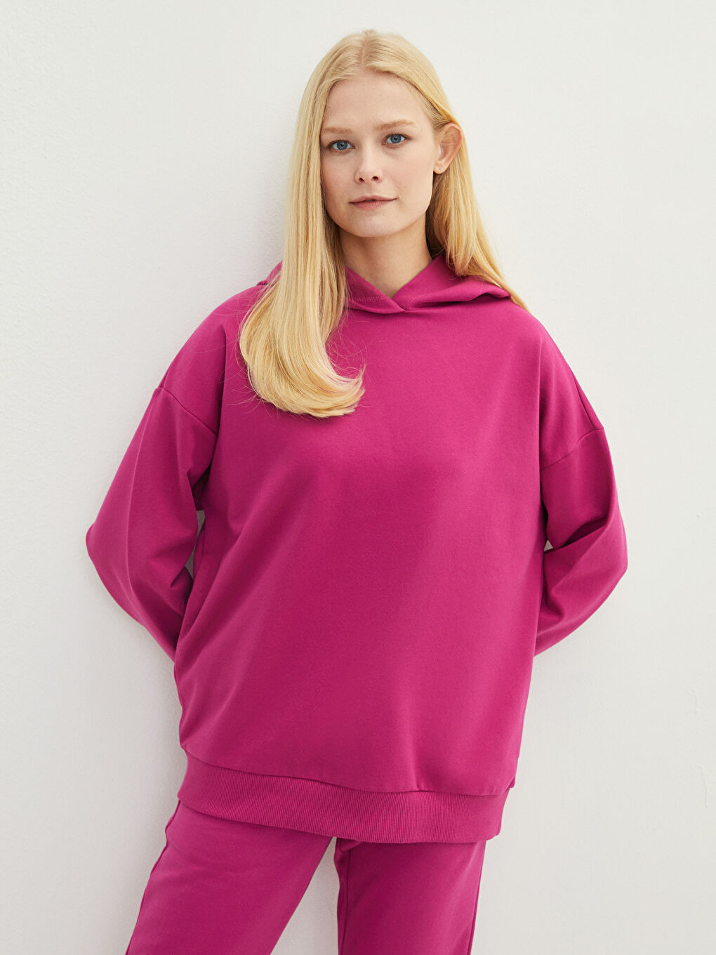 Fuşya Kapüşonlu Düz Uzun Kollu Kadın Sweatshirt