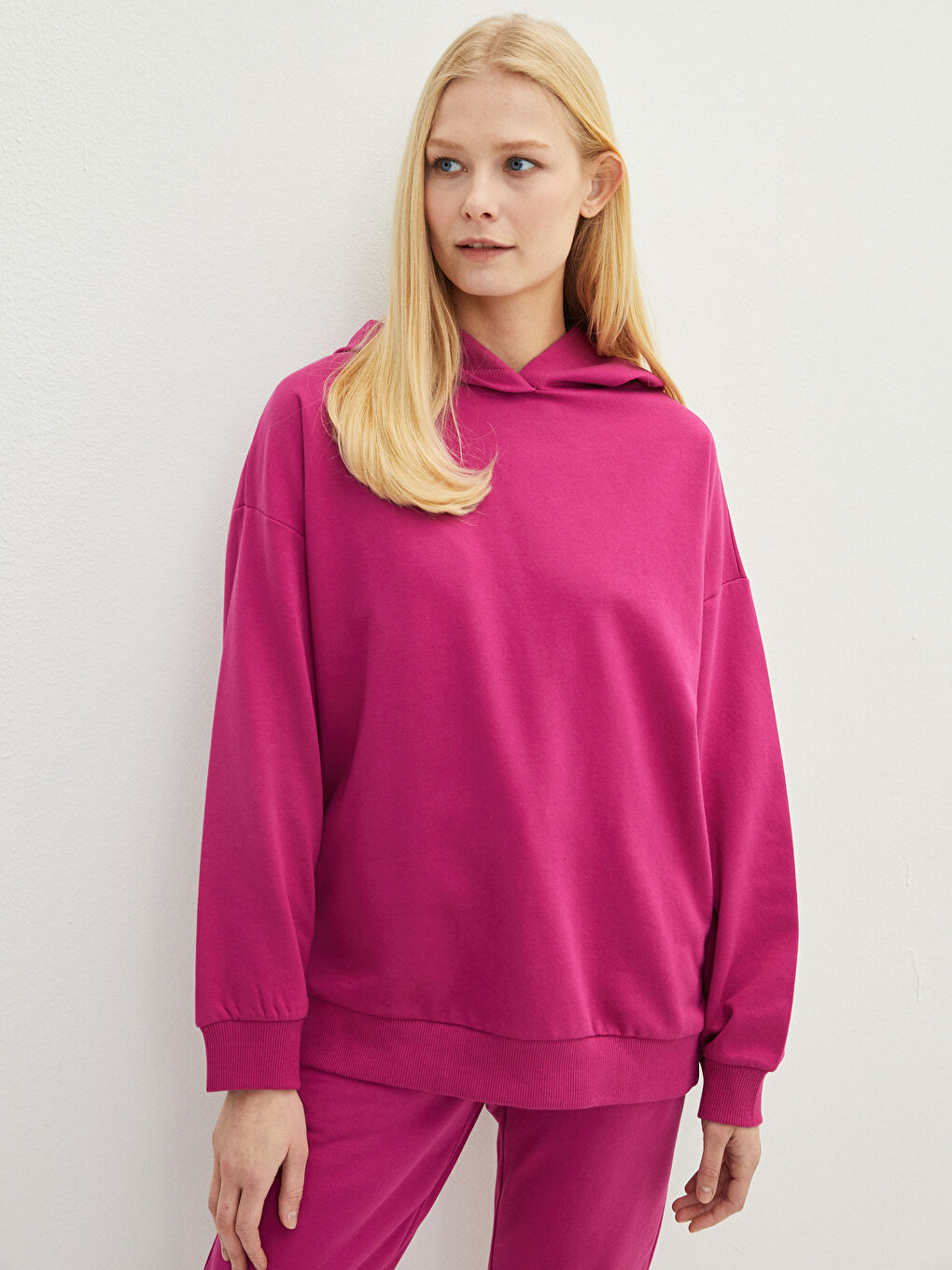 Fuşya Kapüşonlu Düz Uzun Kollu Kadın Sweatshirt-2