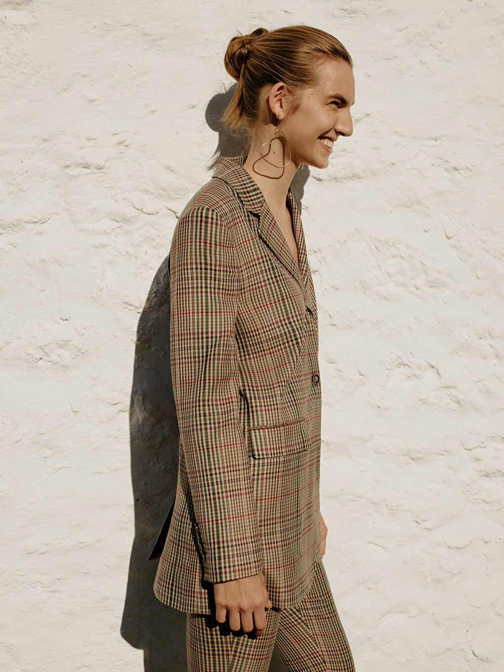 Kahverengi Önden Düğme Kapamalı Ekose Cep Detaylı Kadın Ceket-1