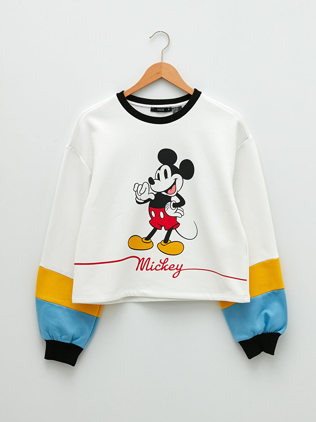 Beyaz Bisiklet Yaka Mickey Mouse Baskılı Kadın Kalın Sweatshirt-5