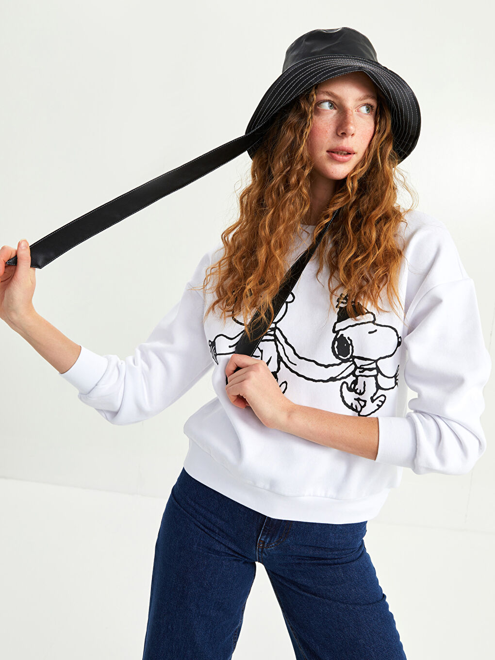 Hanorac Gros Imprimat Snoopy Guler Rotund pentru Femei