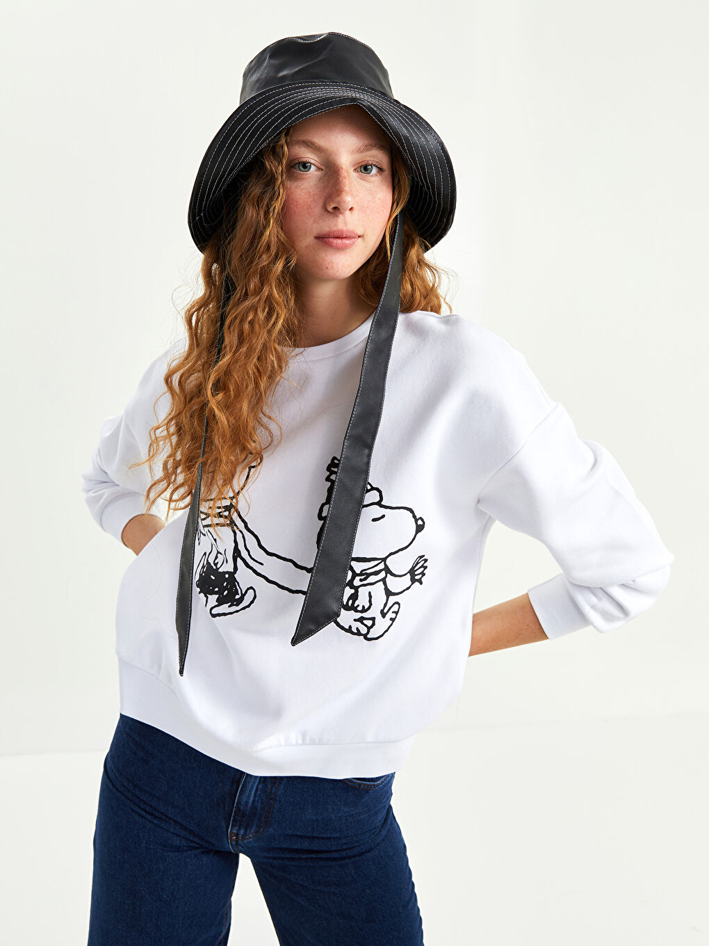 Hanorac Gros Imprimat Snoopy Guler Rotund pentru Femei-1