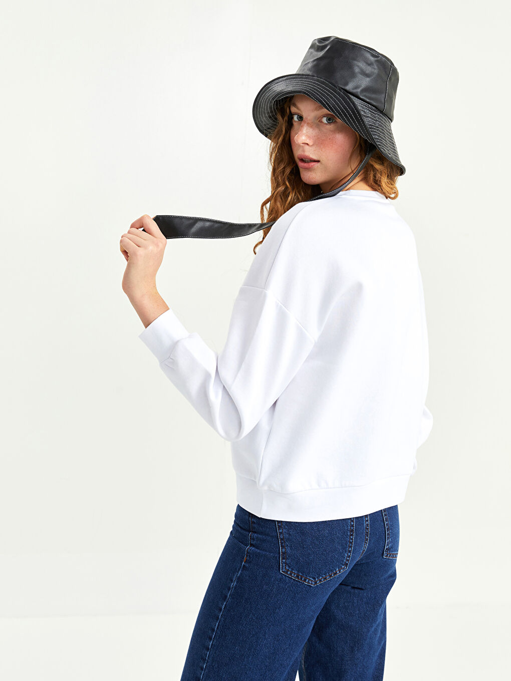 Hanorac Gros Imprimat Snoopy Guler Rotund pentru Femei-3