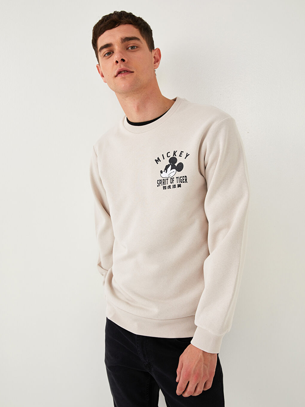Crew Neck Long Sleeve Mickey Mouse Printed Men's Sweatshirt-1