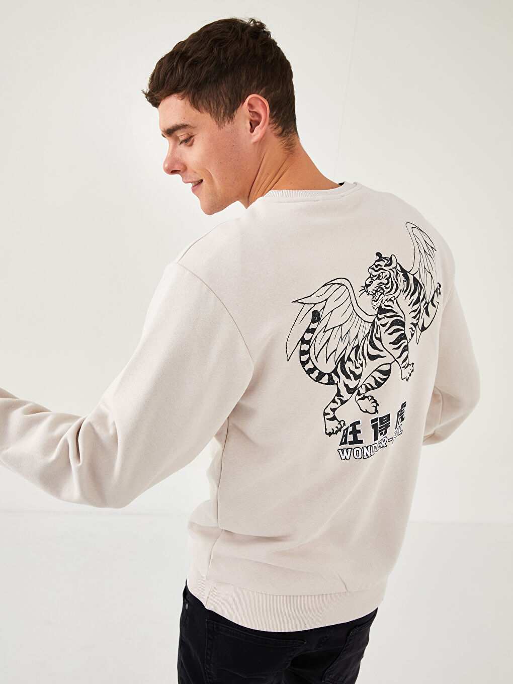 Crew Neck Long Sleeve Mickey Mouse Printed Men's Sweatshirt-2