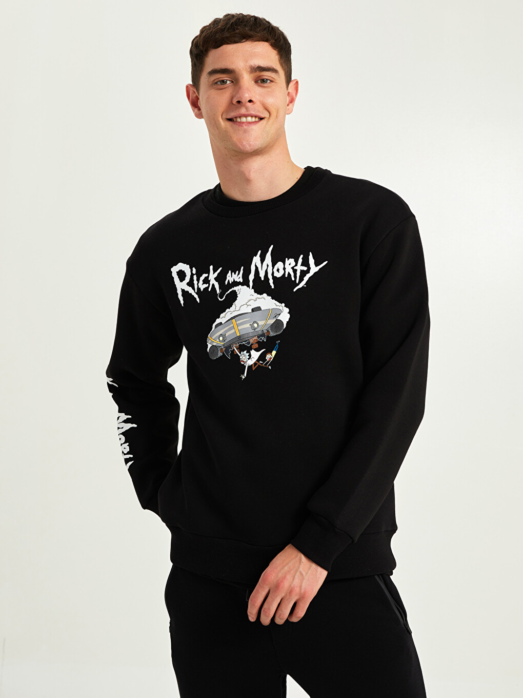 XSIDE Oversize Crew Neck Long Sleeve Rick and Morty Printed Men's