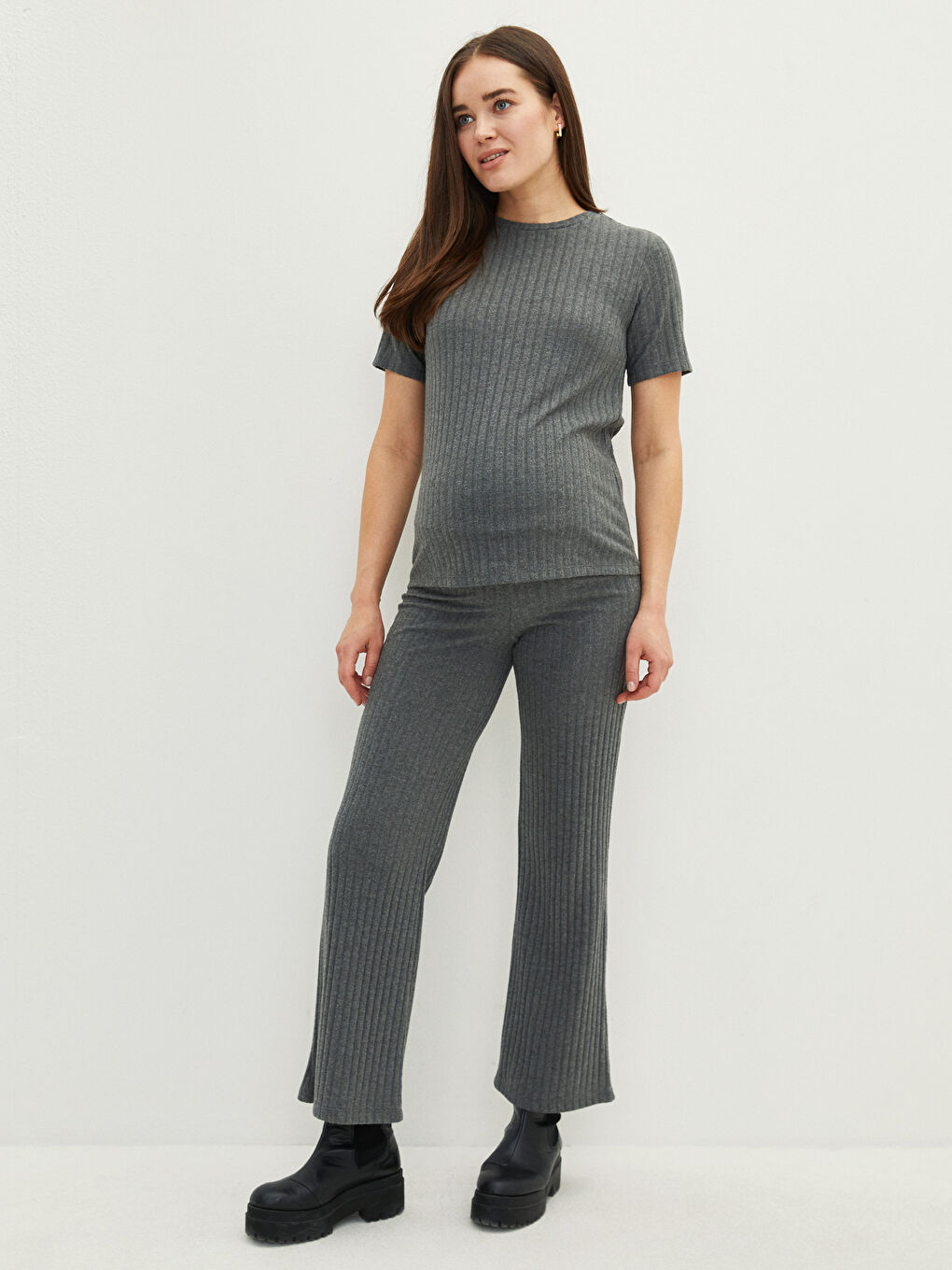 بنطلون رياضي حريمي للحوامل مقاس عادي سادة بخصر مطاطي