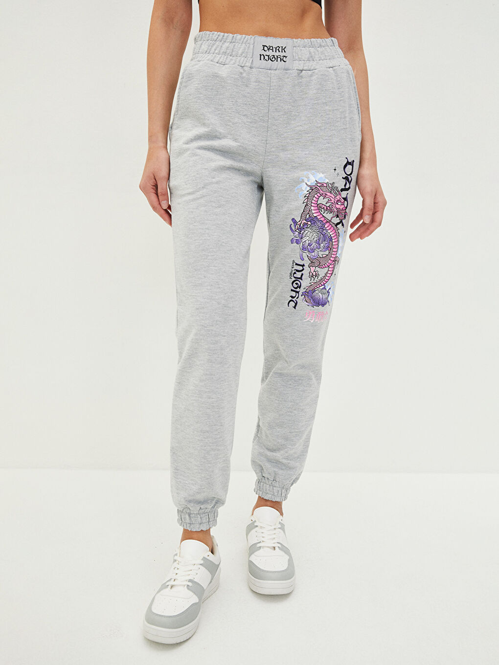 Elastic Waist Printed Pocket Detailed Women's Jogger Sweatpants-3