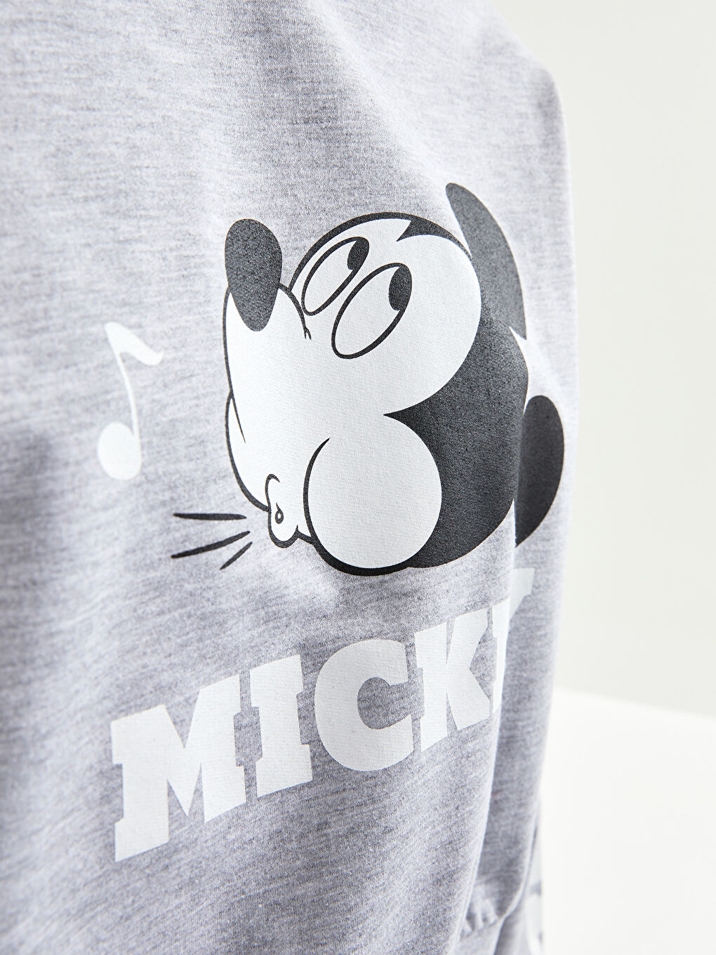 Gri Bisiklet Yaka Mickey Mouse Baskılı Uzun Kollu Kadın Sweatshirt-2