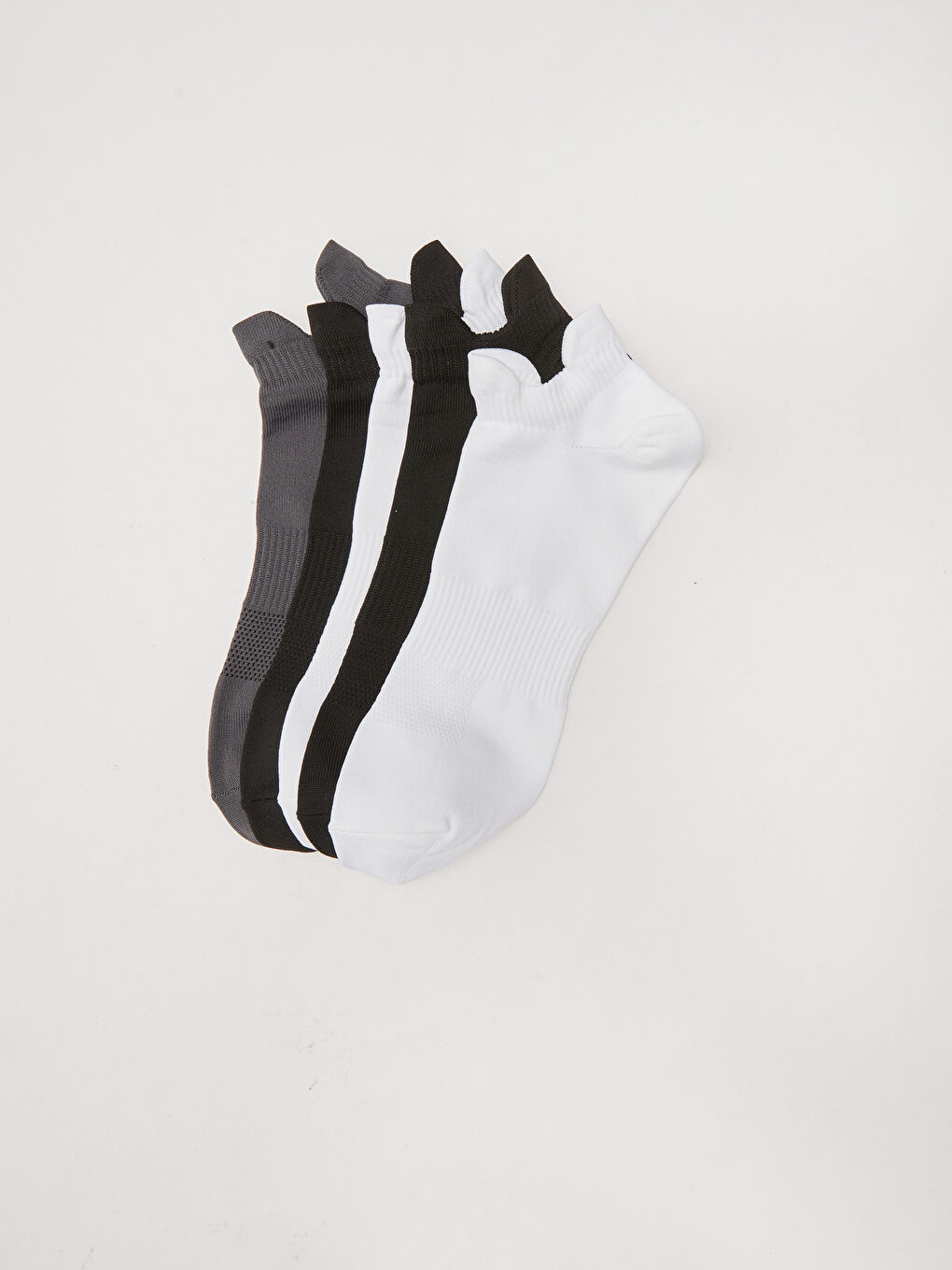 جوارب رياضية سادة للرجال - عبوة من 5 قطع