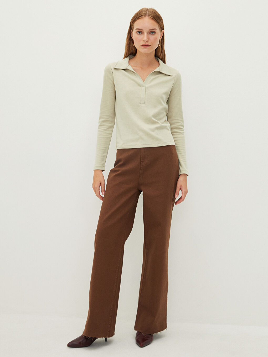 Blugi Standard Fit cu Detalii la Buzunar pentru Femei