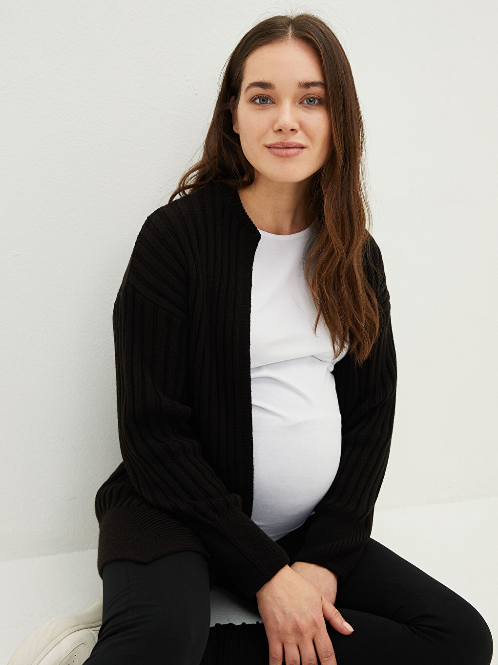 Siyah V Yaka Düz Uzun Kollu Hamile Triko Hırka