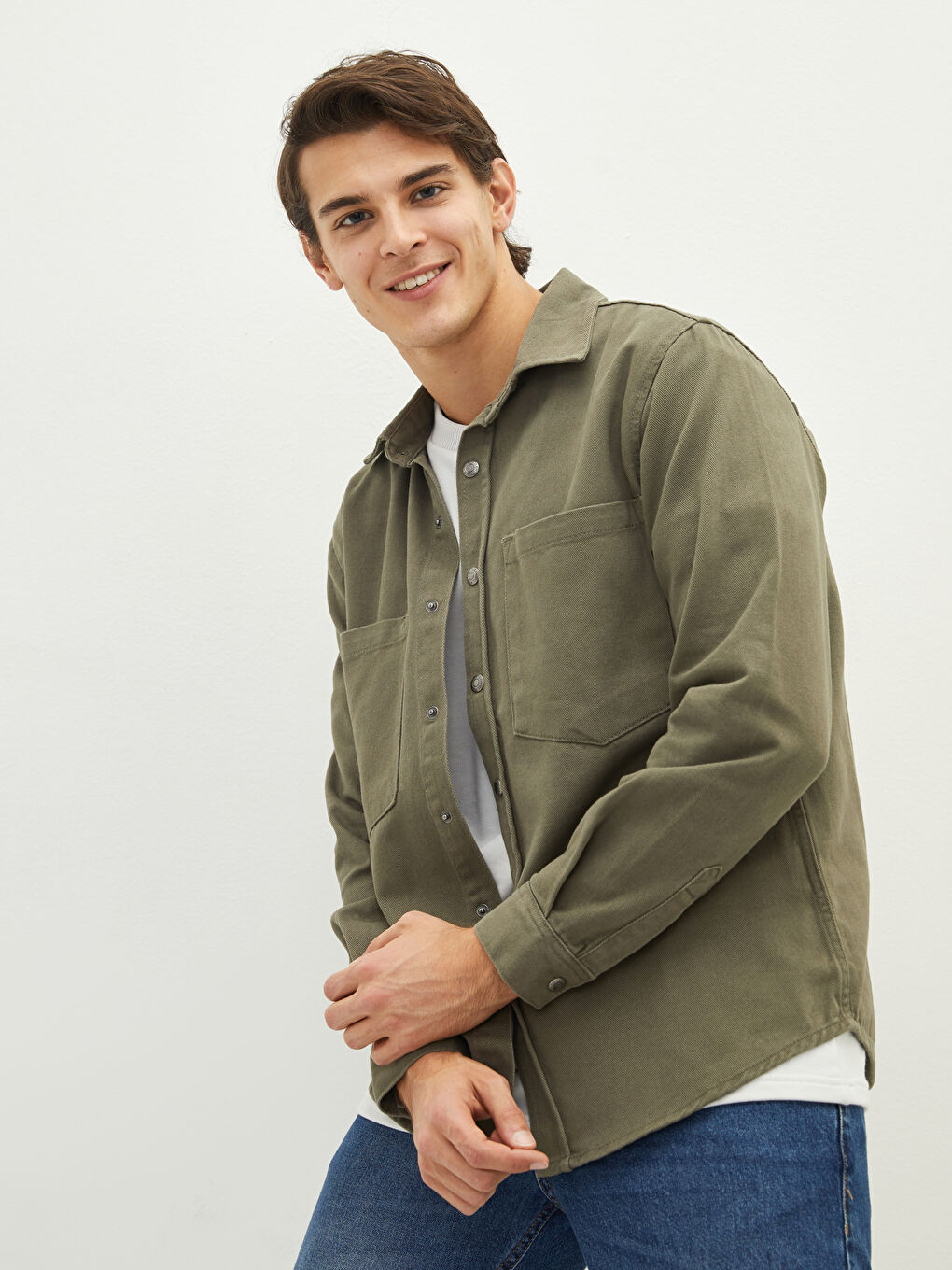 جاكيت جينز رجالي بقصة عادية