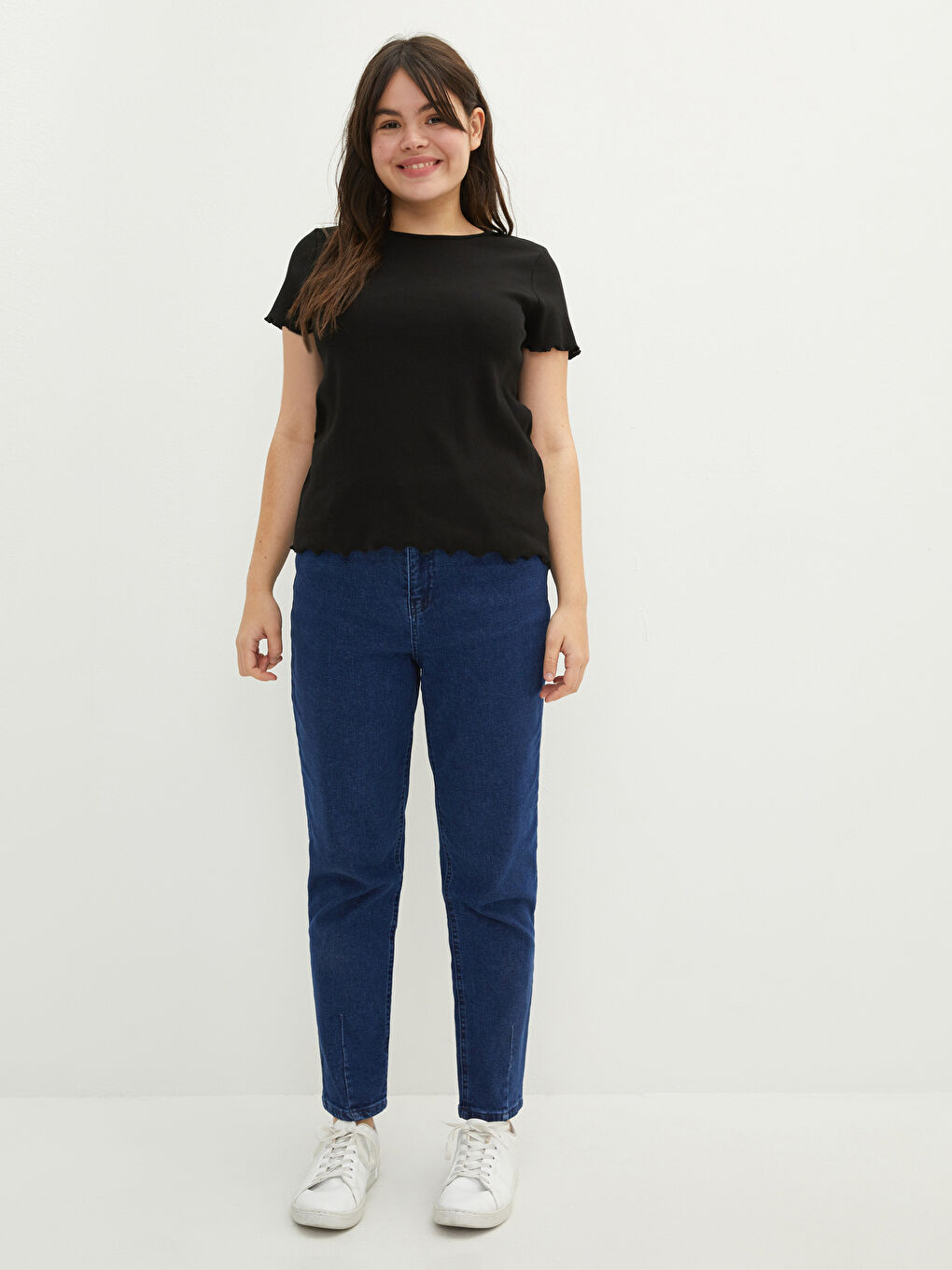 Plus Size Crew Neck Straight Short Sleeve Women's T-Shirt-1