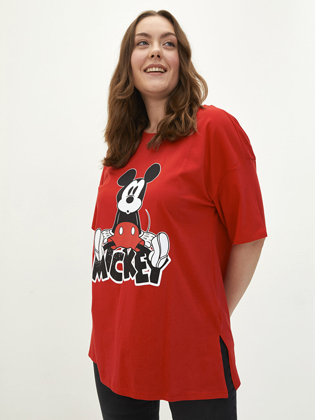 LC WAIKIKI Übergröße Rundhalsausschnitt Mickey Mouse Bedrucktes Kurzarm Baumwolle T-Shirt für Damen -W1JP11Z8-GZL