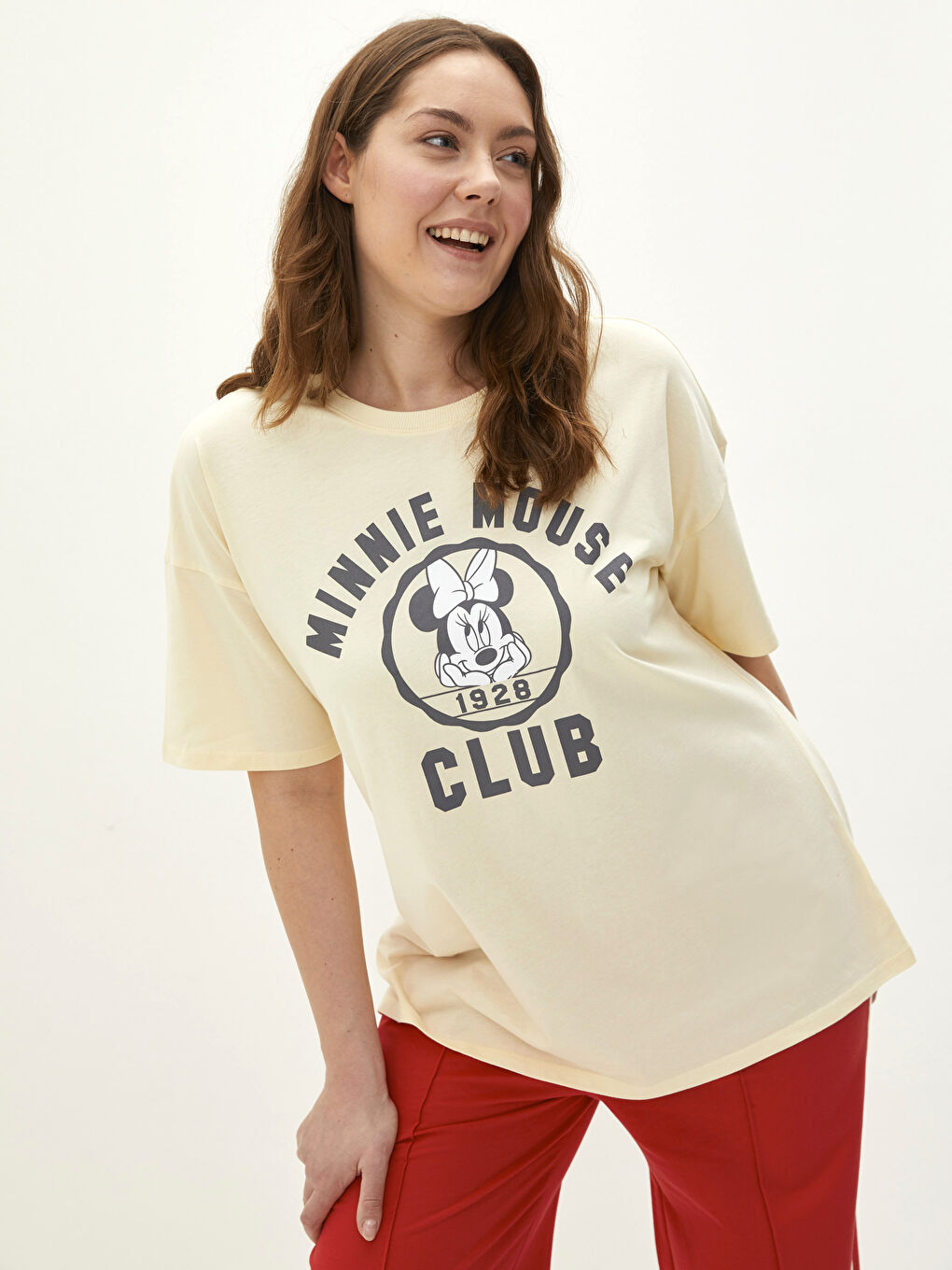 LC WAIKIKI Plus Size Crew Neck Minnie Mouse Printed Short Sleeve Cotton Women's T-Shirt -W1JP12Z8-FSF