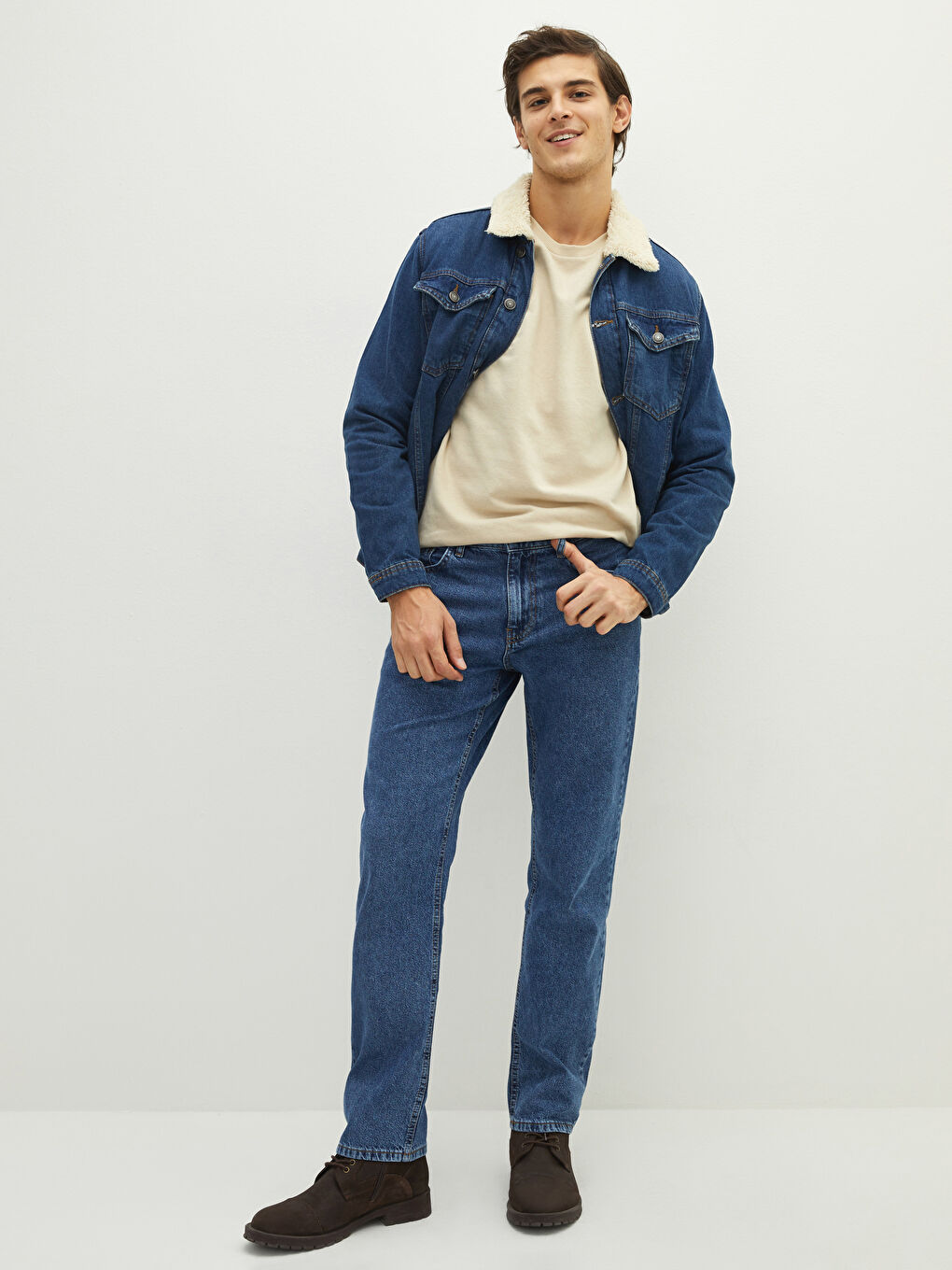 700 Straight Fit Men's Jeans-1