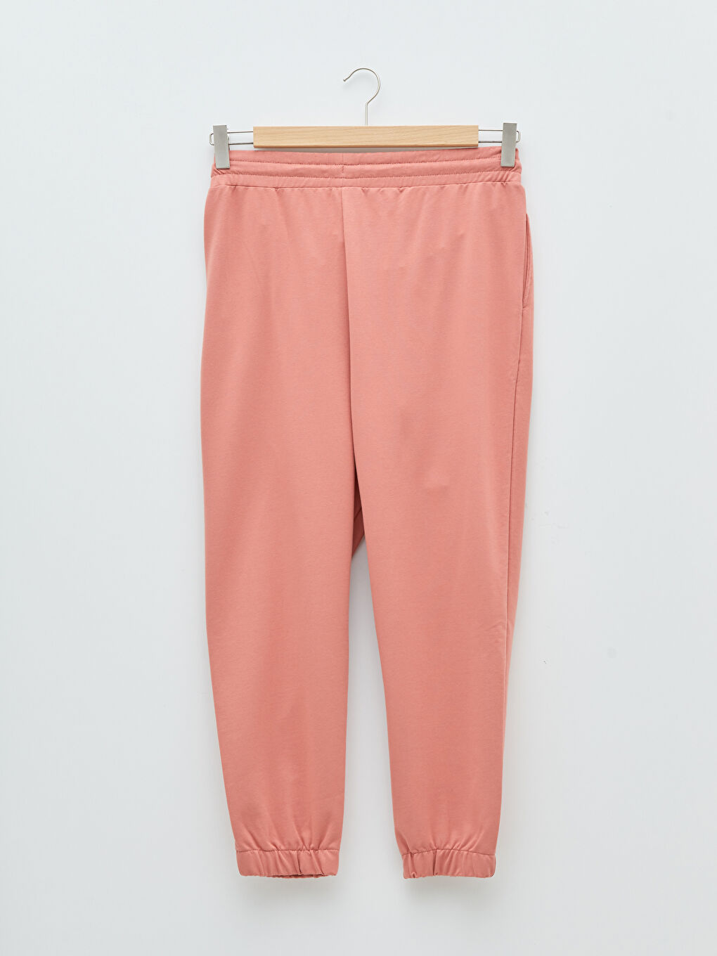 LC WAIKIKI Plus Size Women's Elastic Waist Flat Pocket Detailed Jogger Sweatpants -W1JQ67Z8-GSD