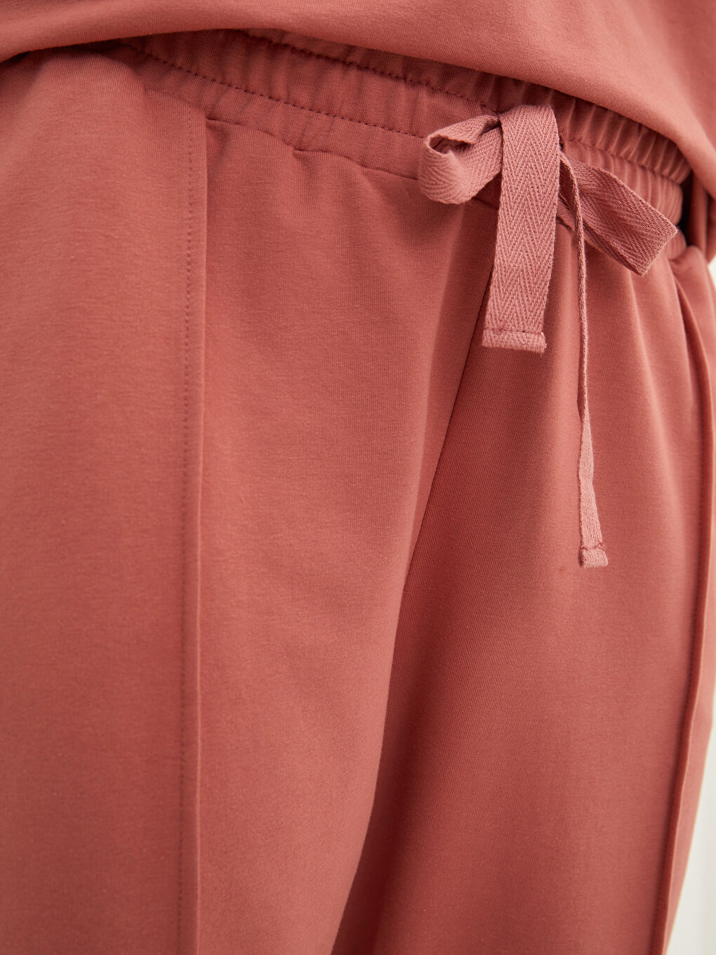 LC WAIKIKI Plus Size Women's Elastic Waist Flat Pocket Detailed Jogger Sweatpants -W1JQ67Z8-GSD