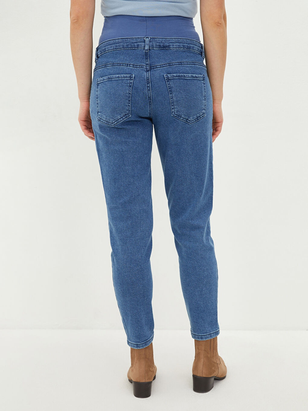 Standard Fit Straight Rodeo Maternity Jeans With Tummy Panel-4
