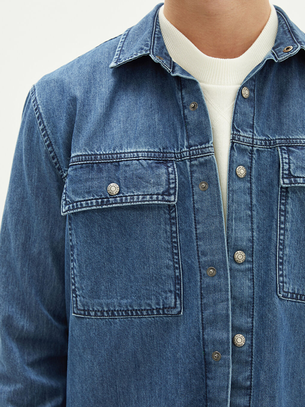Relaxed Fit Long Sleeve Men's Denim Shirt-3
