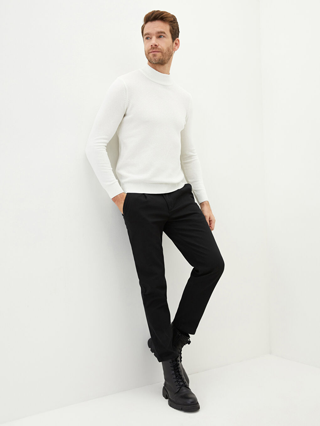 Siyah Havuç Kesim Erkek Chino Pantolon