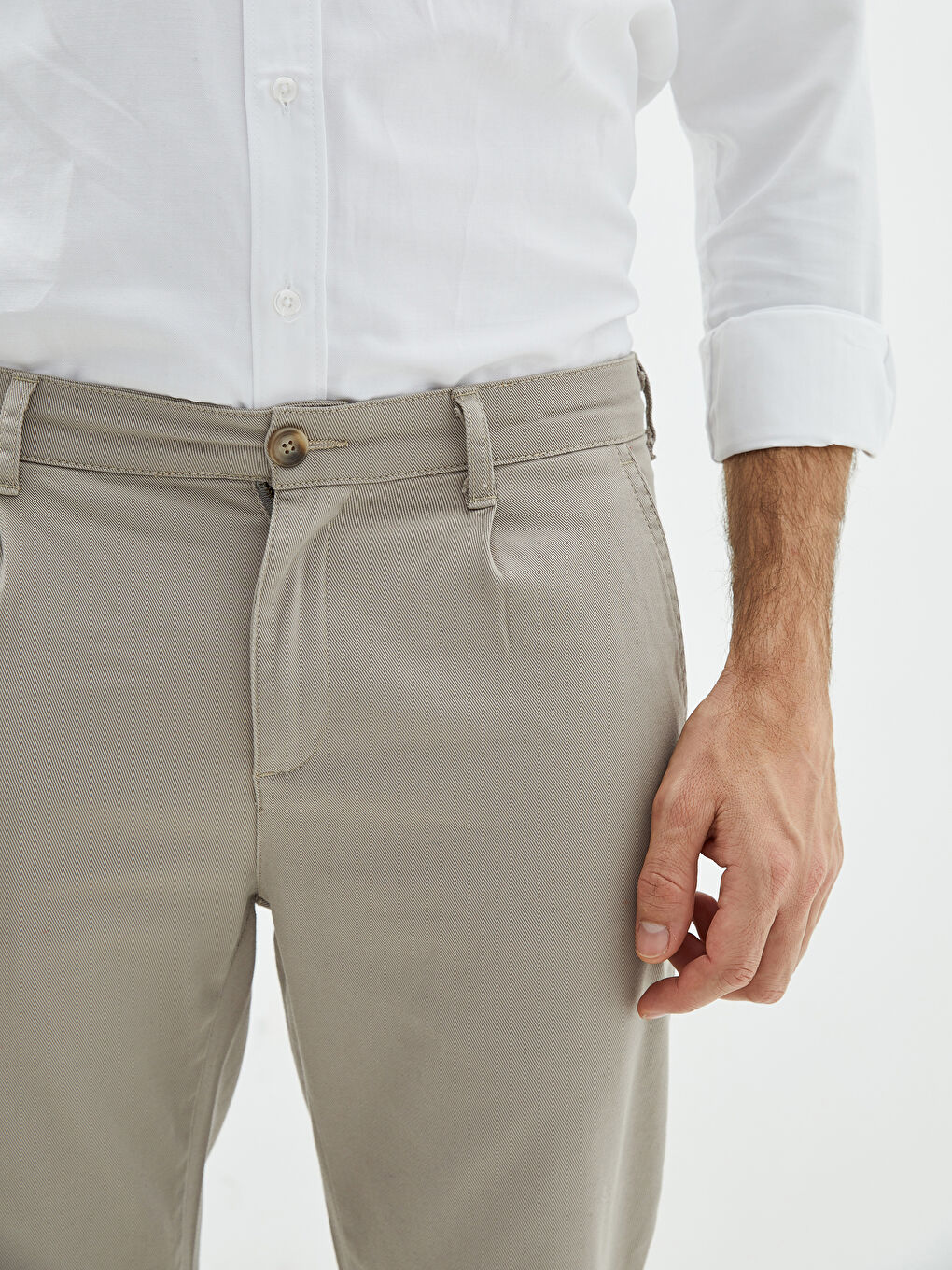 Carrot Cut Men's Chino Pants-2