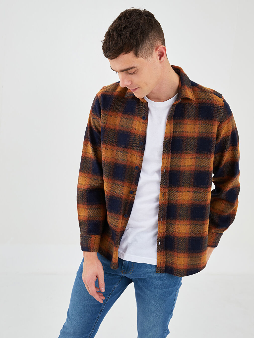 Regular Fit Long Sleeve Plaid Men's Flannel Shirt-2