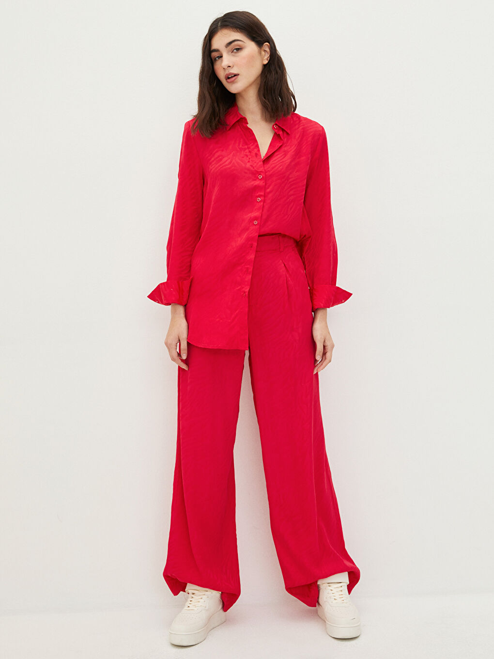 Fuşya Rahat Kalıp Kendinden Desenli Geniş Paça Viskon Kadın Pantolon-1