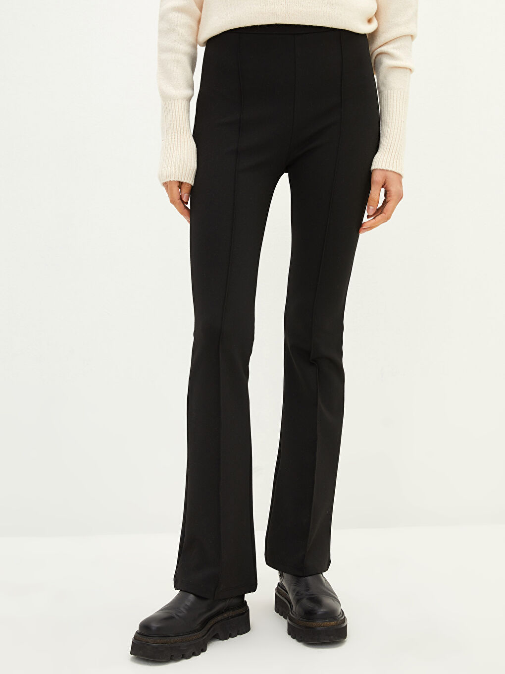 LCW Vision Hoch taillierte gerade ausgestellte Jogginghose für Damen -W1JR86Z8-CVL