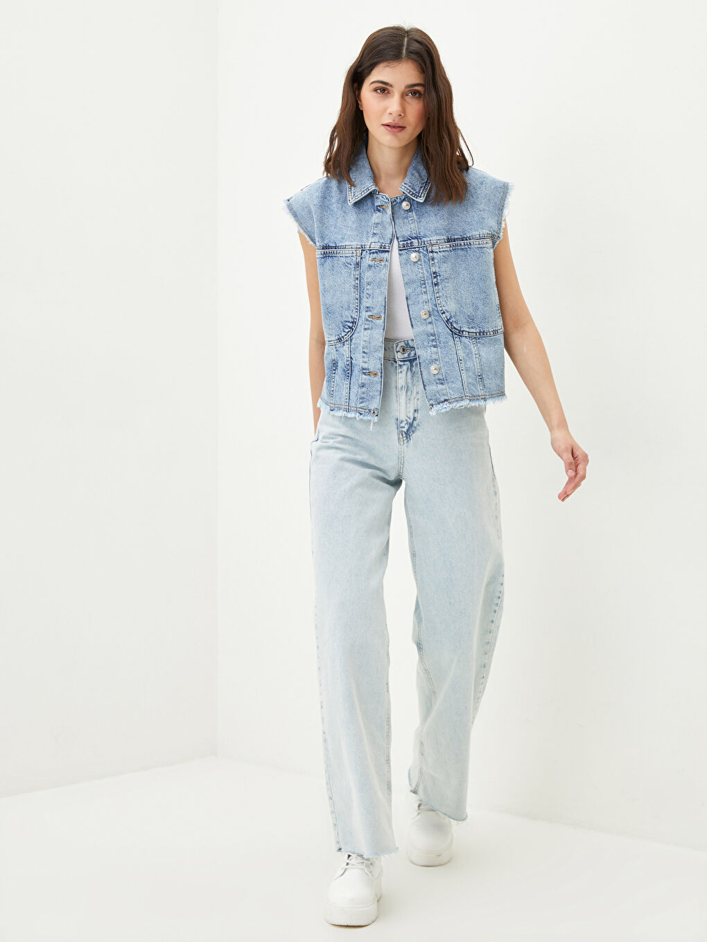 LCW Jeans Shirt Collar Plain Pocket Detailed Rodeo Women's Jean Vest -W1JS31Z8-507