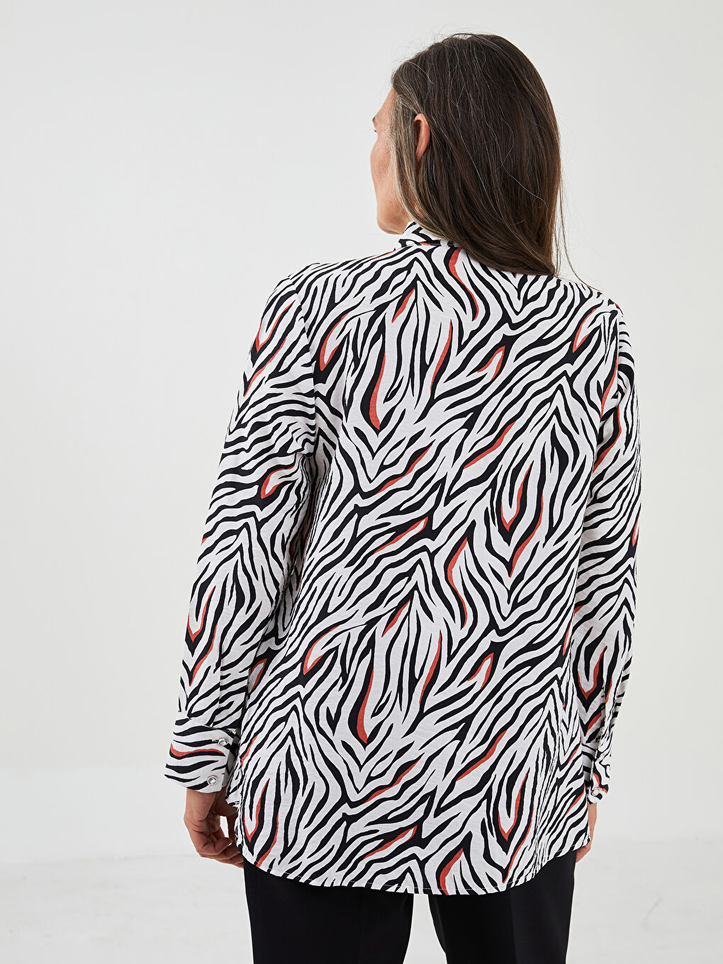 LCW Grace Hidden Button Closure Patterned Long Sleeve Poplin Women's Shirt -W1JS95Z8-LQJ