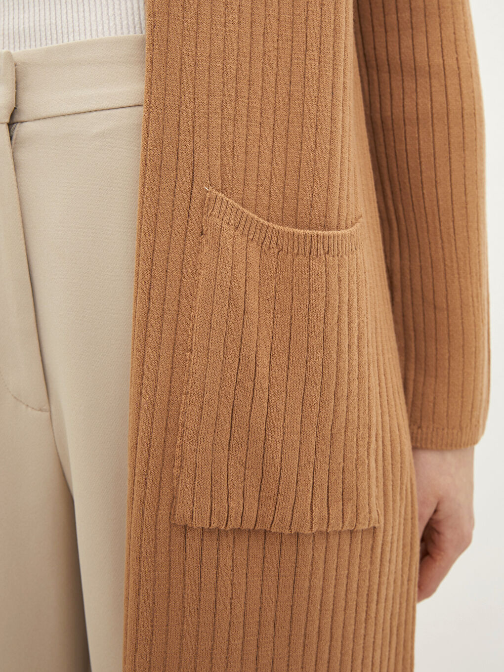 Cardigan en Tricot à Col Double Boutonnage Droit à Manches Longues pour Femmes-3