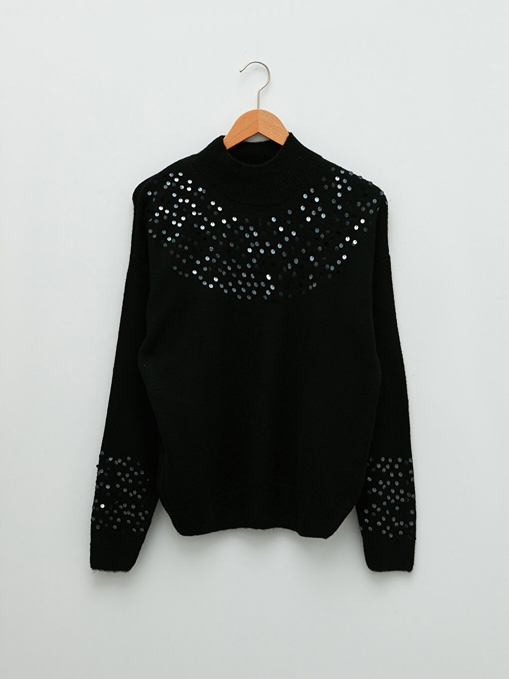 Siyah Yarım Balıkçı Yaka Pul İşlemeli Uzun Kollu Kadın Triko Kazak-5