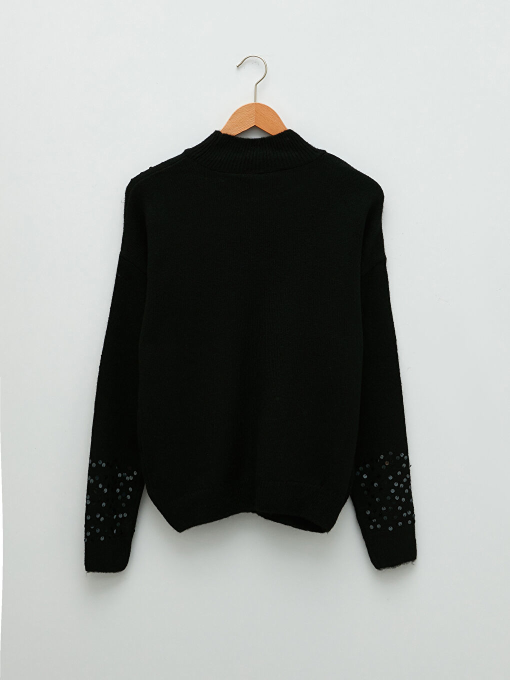 Siyah Yarım Balıkçı Yaka Pul İşlemeli Uzun Kollu Kadın Triko Kazak-6