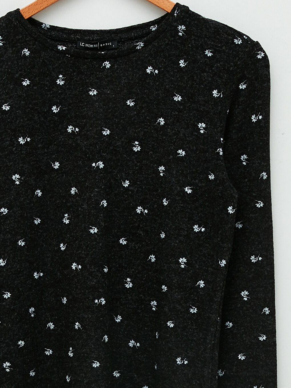 Siyah Bisiklet Yaka Baskılı Uzun Kollu Kadın Tişört-7